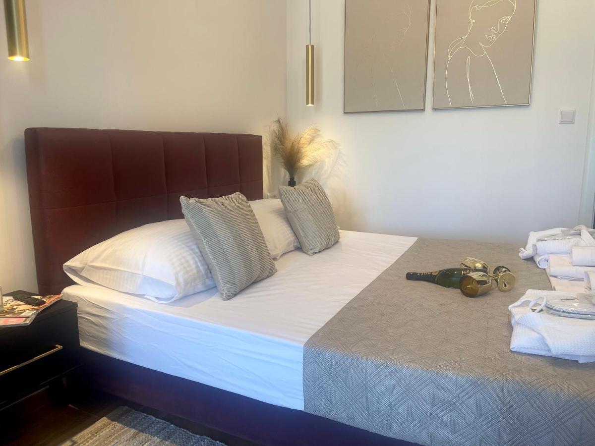 Luxury Penthouse Avalon Apartment ซัฟทัท ภายนอก รูปภาพ