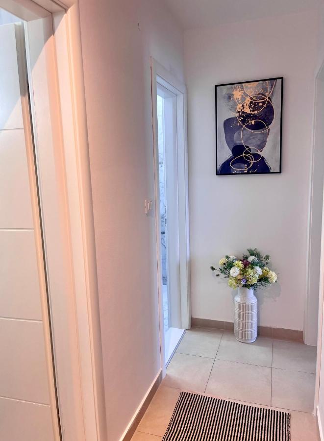 Luxury Penthouse Avalon Apartment ซัฟทัท ภายนอก รูปภาพ
