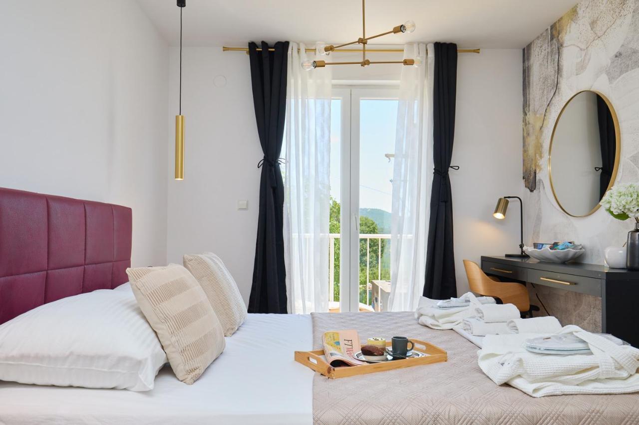 Luxury Penthouse Avalon Apartment ซัฟทัท ภายนอก รูปภาพ