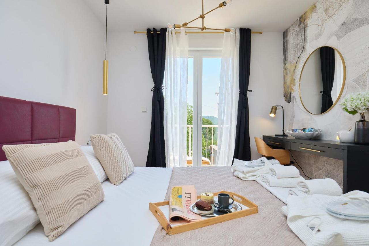 Luxury Penthouse Avalon Apartment ซัฟทัท ภายนอก รูปภาพ