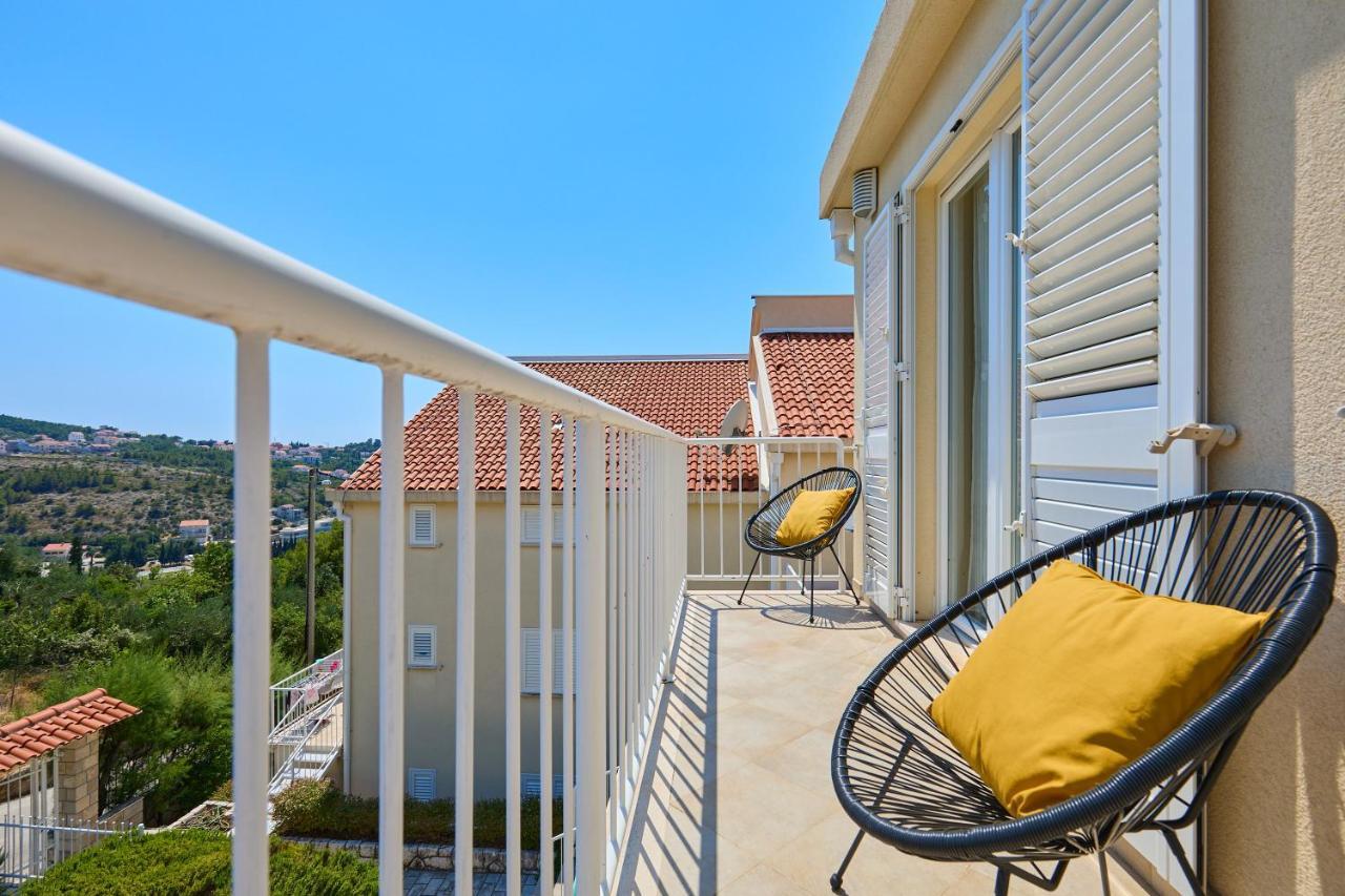 Luxury Penthouse Avalon Apartment ซัฟทัท ภายนอก รูปภาพ
